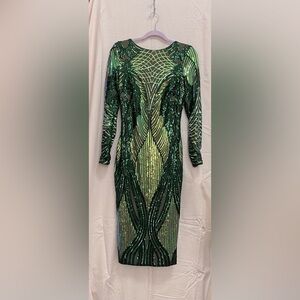 NWOT- Dress The Population- Emery Mesmerizing Sequin Body-Con Midi Dress-Medium